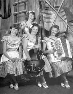 Anita, June, Helen and Mother, Maybelle Addington Carter